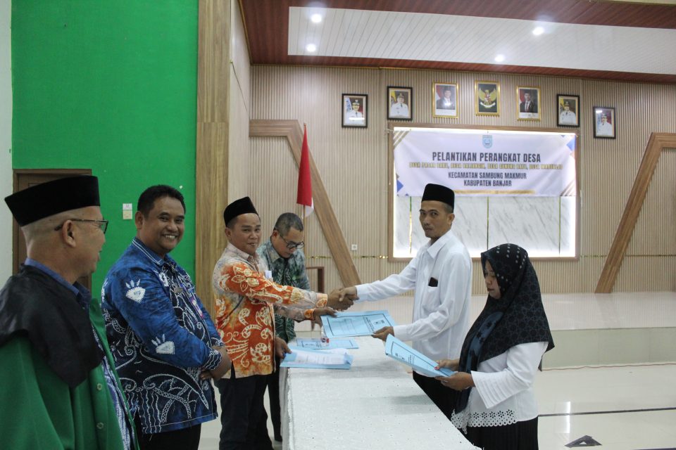 Pelantikan Aparat Desa di Kecamatan Sambung Makmur Berlangsung Khidmat