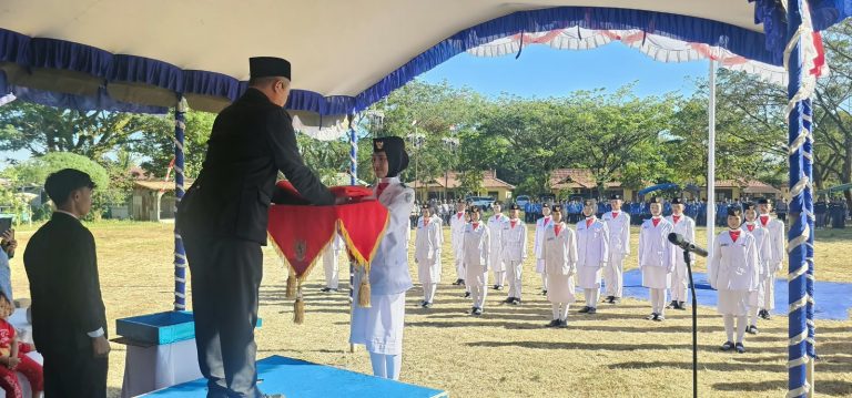 Upacara Peringatan HUT Kemerdekaan RI ke-81 di Kecamatan Sambung Makmur